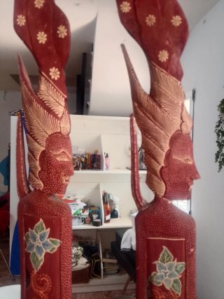 Figuras de madera tallada (2 unidades) Por 30 eur