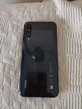 Xiaomi Mi A3 Negro 4GB RAM 64GB.NUEVO SIN ESTRENAR