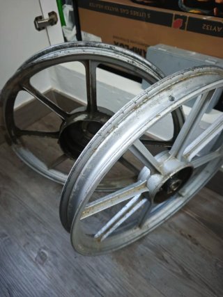 Llantas Vespino alx precio por las 2