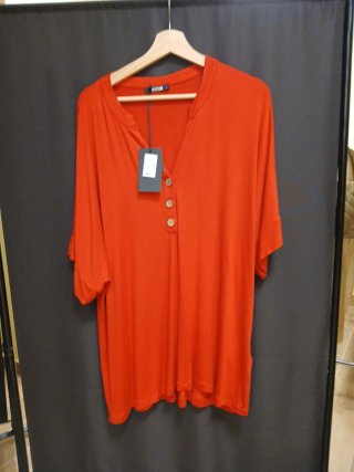 Camiseta roja talla grande