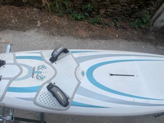 Tabla de windsurf Mistral Screamer 104l