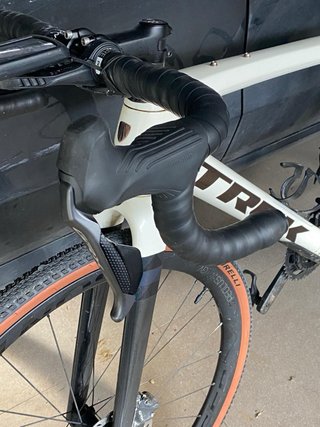Bicicleta Gravel Trek Checkpoint SLR
