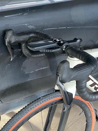 Bicicleta Gravel Trek Checkpoint SLR