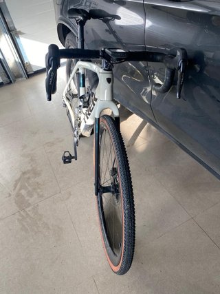 Bicicleta Gravel Trek Checkpoint SLR