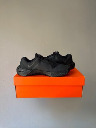 Nike Metcon 10 Triple Black Anthracite [38]