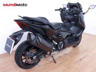 YAMAHA T-MAX 560