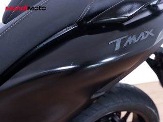 YAMAHA T-MAX 560