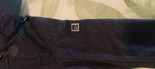 Abrigo Pull&Bear azul oscuro con gorro
