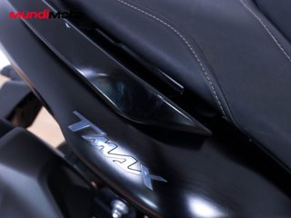 YAMAHA T-MAX 560