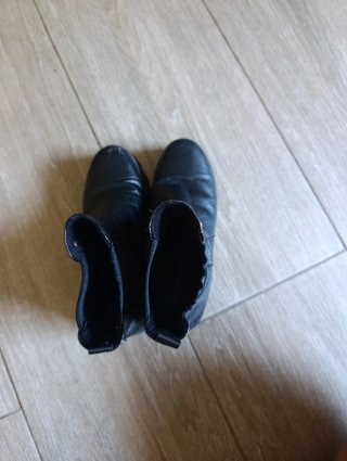 Botines negros talla 34
