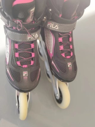 Patines en línea Fila negros y rosas