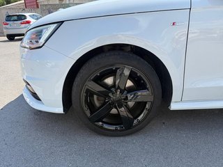 Audi A1 Active Kit 1.6 TDI 85kW (116CV) S tronic