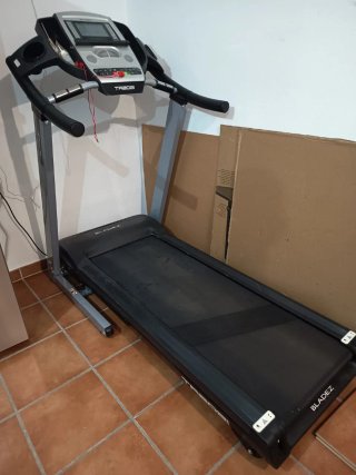 Cinta de correr profesional Bladez TR202i