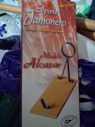 Soporte Jamonero Modelo Alcazar