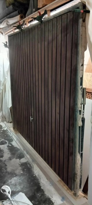 Puerta Cochera Abatible 250cm Ancho