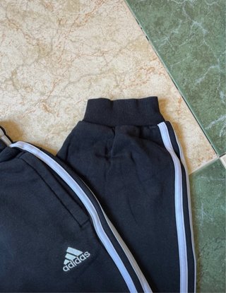 Pantalones Adidas negros