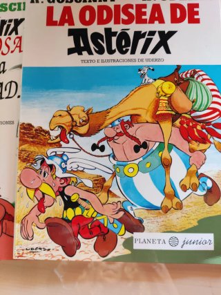 Asterix . 31 Titulos de aventuras diferentes.