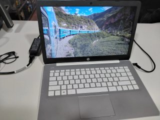 Portátil HP Stream 14-ds0xxx