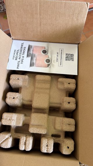 Ninja Creami Máquina de Helados , NUEVA!!!