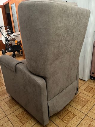 Sofá reclinable automático beige