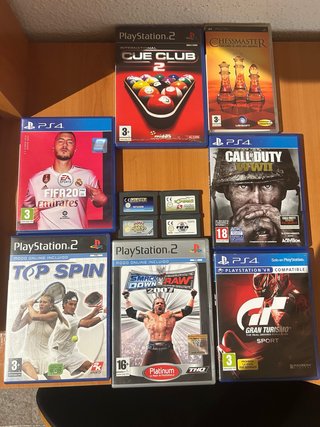 Lote Giochi PS4, PS2, PSP e Game Boy