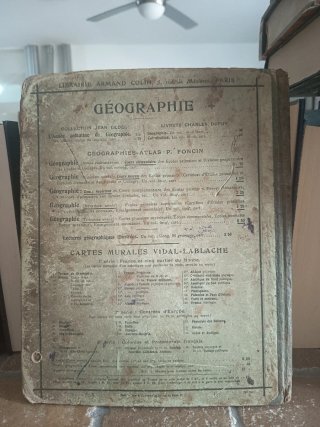 Libro antiguo en francés