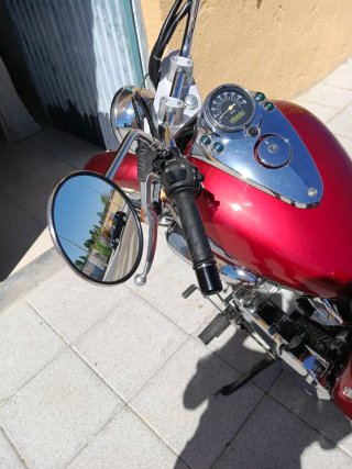 Suzuki Intruder LC 250 - Moto Cruiser Roja