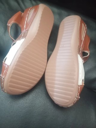 Sandalias Marrón y Blanco Talla 37