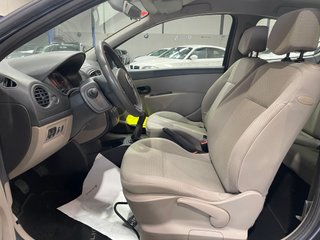 Renault Clio 1.2 i
