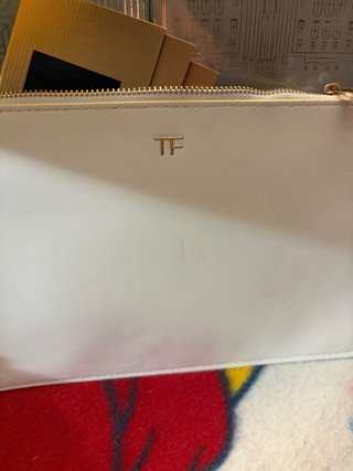 Pochette con profumo