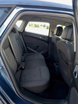 Opel Astra 2013 único dueño