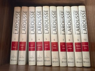 Libro diccionario enciclopedia Larousse