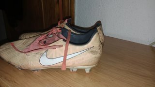Botas de fútbol Nike Phantom precio negociable