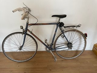 Bicicleta Peugeot clásica de carretera vintage