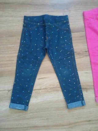 Lote 3 pantalones niña 3-4 años.