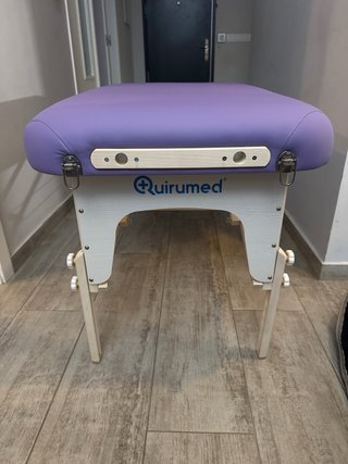 Camilla para masajes en super buen estado sin uso.