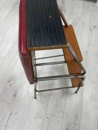 Banqueta Escalera Metálica y Madera
