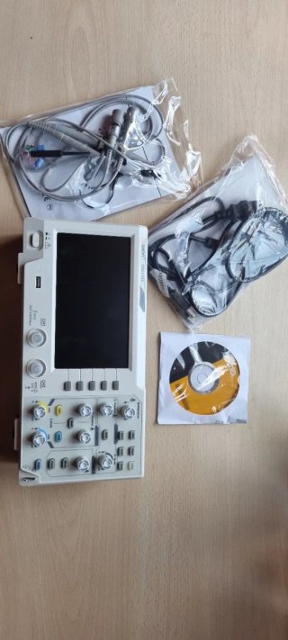 Osciloscopio Digital Owon SDS1102 - ¡Solo 1 uso!
