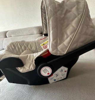 Carrito de bebé plegable