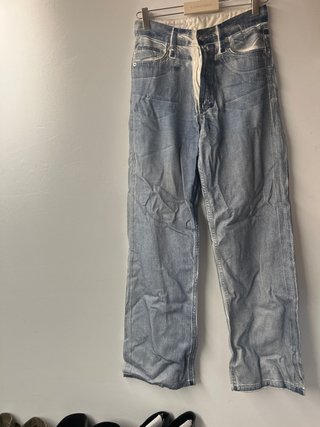 Pantalón Zara Talla 32 Efecto Desgastado