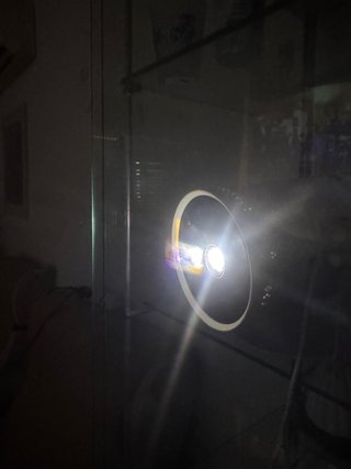 Proyector blanco Se amplia hasta 100 pg