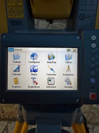 Estación Topcon GT1203