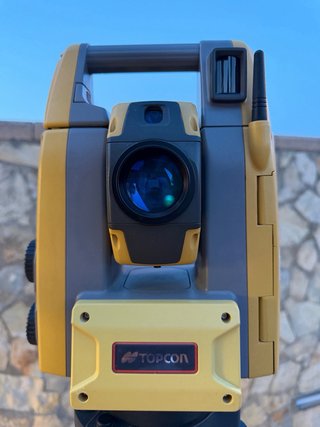 Estación Topcon GT1203