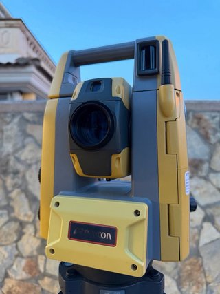 Estación Topcon GT1203