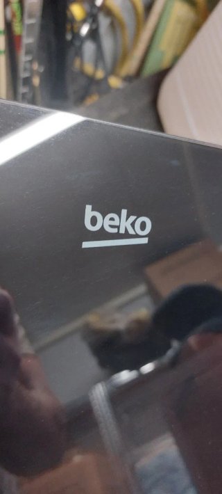 Campana extractora Beko moderna 700 m³/h