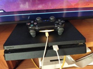 PS4 Slim 1TB Nero