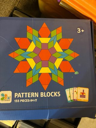 Juego de mesa de figuras geométricas