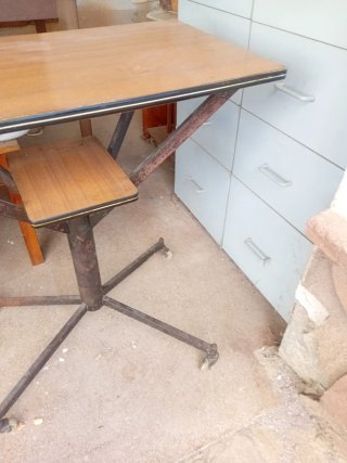 Mesa auxiliar vintage madera y metal