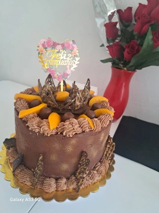 Se hacen Pasteles tartas y cachitos