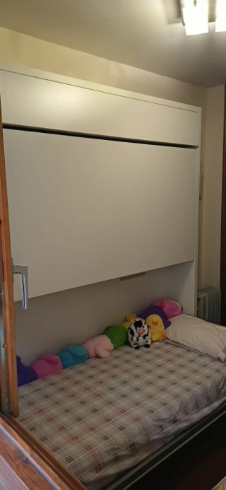 Litera abatible con mesa y colchones incluidos